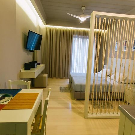 Maistros Kardamyli Apartments Esterno foto
