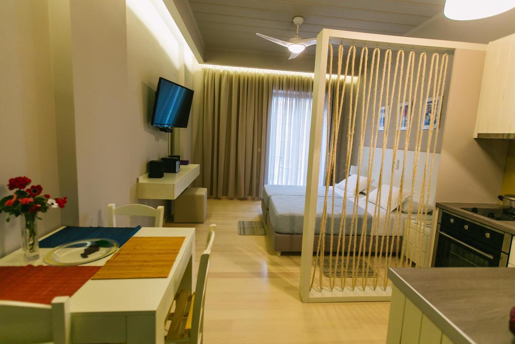 Maistros Kardamyli Apartments Esterno foto
