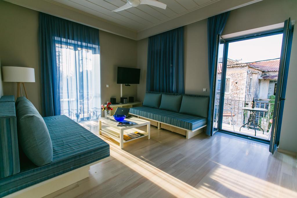 Maistros Kardamyli Apartments Esterno foto